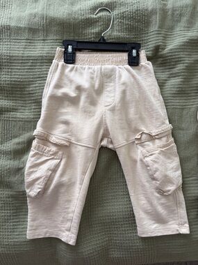 Zara Kids Cargo Sweatpants in Light Beige